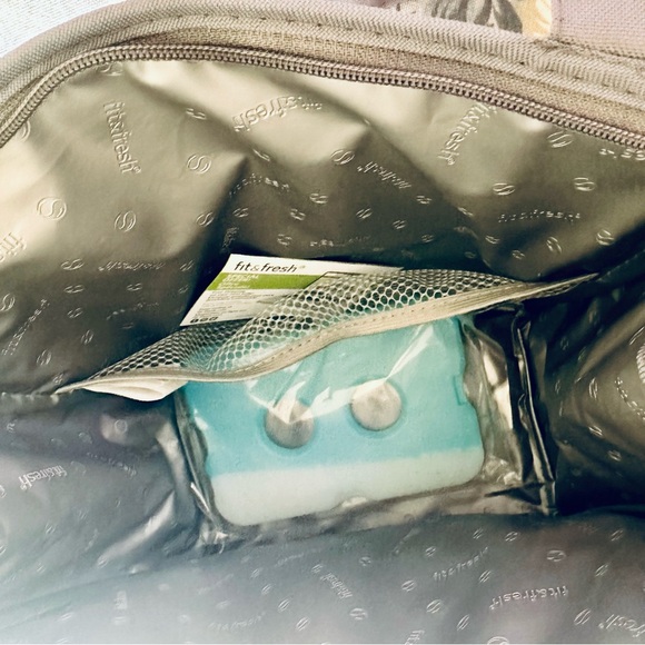 Fit & Fresh Pink Teardrop Ikat insulated Lunch Bag - Picture 11 of 16